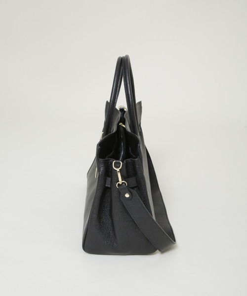 AULENTTI/レザーターンロックモチーフビッグトート（トートバッグ