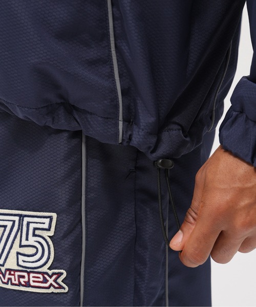 AVIREX（アヴィレックス）の「《直営店限定》"GOALERS" ANORAK / ゴーラーズ アノラック / AVIREX / アヴィレックス（マウンテンパーカー・メンズ・グレー/ネイビー・X-LARGE/MEDIUM/LARGE）」の17枚目の写真