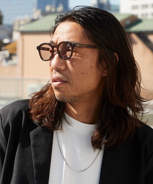 AIM（エイム）の「aim/エイム otogi ウェリントンシェイプ サングラス カラーレンズ スクエアタイプ 2026年春夏（サングラス・レディース・ブラック/ブラウン/ダークブラウン・FREE）」の16枚目の写真