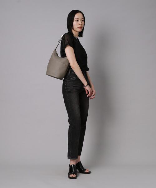 TOFF&LOADSTONE(トフアンドロードストーン)の「Cocoon(コクーン)(ハンドバッグ・レディース・ブラウン系その他2/ブラック/ホワイト系・00)」の7枚目の写真