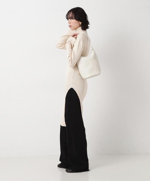 TOFF&LOADSTONE(トフアンドロードストーン)の「Cocoon(コクーン)(ハンドバッグ・レディース・ブラウン系その他2/ブラック/ホワイト系・00)」の21枚目の写真