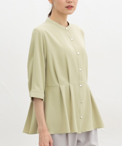 Honeys(ハニーズ)の「6分袖ウエストタックブラウス(シャツ/ブラウス・レディース・イエロー系その他/アイボリー/ブルー/グレイッシュベージュ/チャコール・3L/S/M/LL/L)」の14枚目の写真