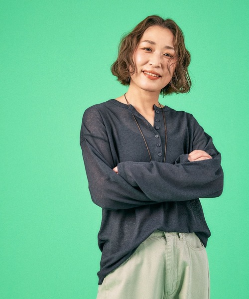 LEPSIM（レプシィム）の「シアーワッフルヘンリープルオーバー　639382（Tシャツ/カットソー・レディース・ライトグレー/ライトピンク/チャコールグレー/オフホワイト・FREE）」の3枚目の写真