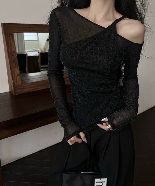 AsheKsha（アシクシャ）の「薄手で通気性抜群のオフショルダー長袖（Tシャツ/カットソー・レディース・ブラック・M）」の2枚目の写真