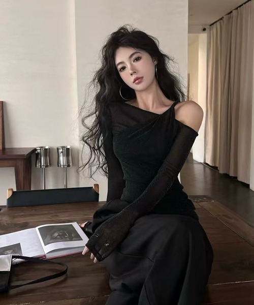 AsheKsha（アシクシャ）の「薄手で通気性抜群のオフショルダー長袖（Tシャツ/カットソー・レディース・ブラック・M）」の8枚目の写真