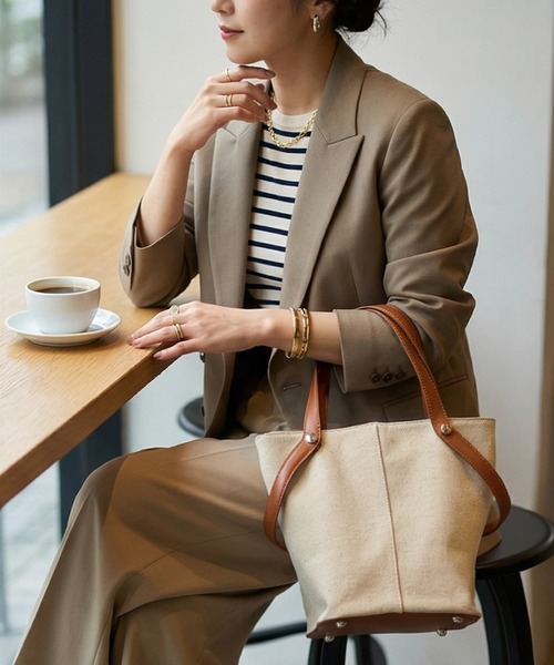 STYLE DELI(スタイルデリ)の「【DELI by】縦ラインキャンバス×リアルレザーバケットトート(トートバッグ・レディース・ブラック/ブラウン・FREE)」の10枚目の写真