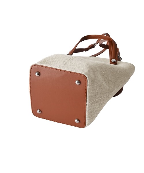 STYLE DELI(スタイルデリ)の「【DELI by】縦ラインキャンバス×リアルレザーバケットトート(トートバッグ・レディース・ブラック/ブラウン・FREE)」の14枚目の写真