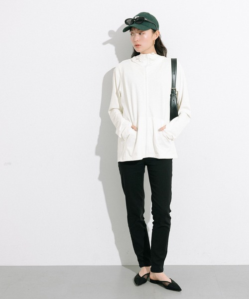 coca(coca)(コカ)の「ユニセックスUVカットパーカー(パーカー・レディース・ブラック/ホワイト・XL/M/L)」の21枚目の写真