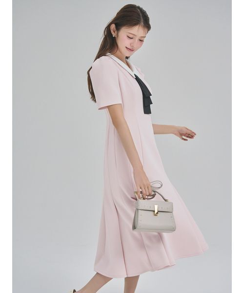 CELFORD（セルフォード）の「デタッチャブルポンチマーメイドワンピース（ワンピース・レディース・サックスブルー/ライトピンク/ブラック/オフホワイト・38/36）」の4枚目の写真