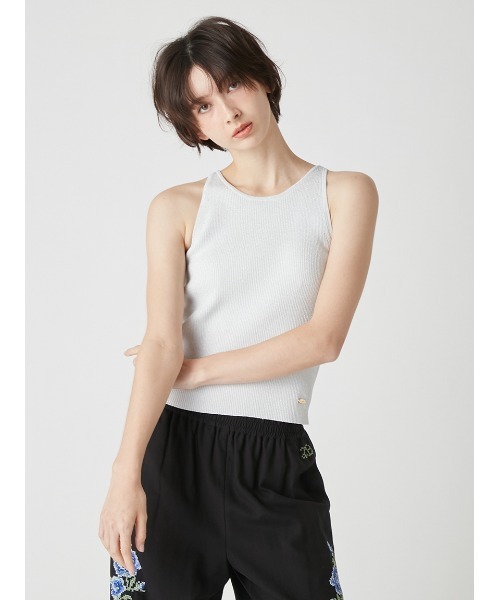 LILY BROWN(リリーブラウン)の「カップインニットトップス(ニット/セーター・レディース・シルバー/ブラック/ピンク/ネイビー・F)」の4枚目の写真