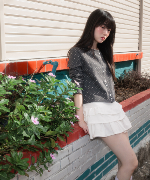 ROSEFRANTZ（ロゼフランツ）の「Dot Button Point Cardigan [Charcoal]（カーディガン/ボレロ・レディース・チャコールグレー・OS）」の16枚目の写真