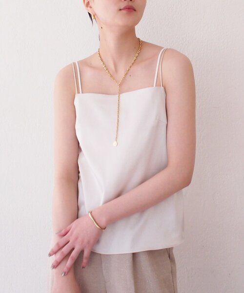 LOUNGEDRESS(ラウンジドレス)の「【Atelier N5/アトリエヌメロサンク】サテンキャミ(シャツ/ブラウス・レディース・ライトベージュ/ブラック・FREE)」の14枚目の写真