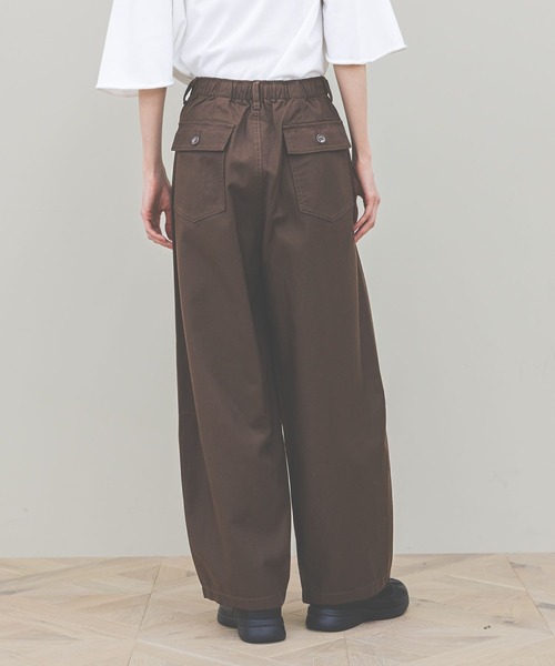 GLOBAL WORK（グローバルワーク）の「GOODチノベイカーパンツ/638528（その他パンツ・レディース・ダークブラウン/カーキ/ベージュ系その他/ベージュ・LARGE/SMALL/MEDIUM）」の18枚目の写真