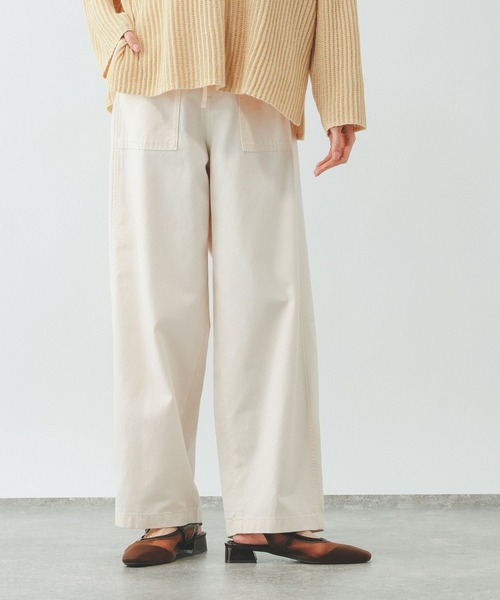 GLOBAL WORK（グローバルワーク）の「GOODチノベイカーパンツ/638528（その他パンツ・レディース・ダークブラウン/カーキ/ベージュ系その他/ベージュ・LARGE/SMALL/MEDIUM）」の22枚目の写真