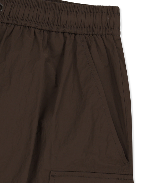 BROWNBREATH(ブラウンブレス)の「TAG NYLON CARGO HALF PANTS - DARK BROWN(その他パンツ・レディース・その他・SMALL/MEDIUM/LARGE/X-LARGE)」の4枚目の写真