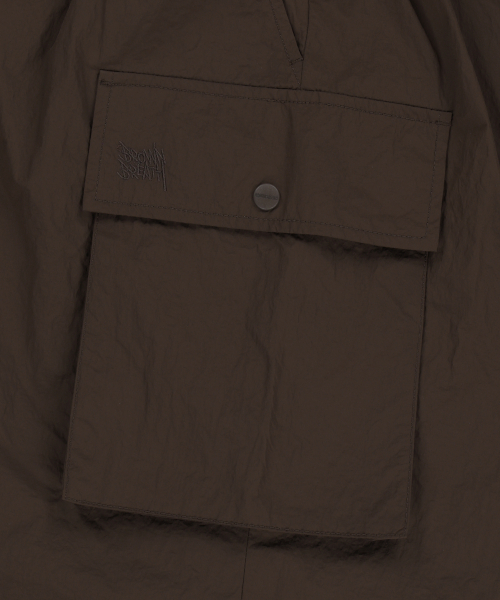 BROWNBREATH(ブラウンブレス)の「TAG NYLON CARGO HALF PANTS - DARK BROWN(その他パンツ・レディース・その他・SMALL/MEDIUM/LARGE/X-LARGE)」の6枚目の写真