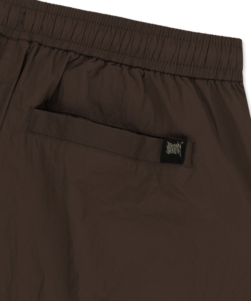 BROWNBREATH(ブラウンブレス)の「TAG NYLON CARGO HALF PANTS - DARK BROWN(その他パンツ・レディース・その他・SMALL/MEDIUM/LARGE/X-LARGE)」の7枚目の写真