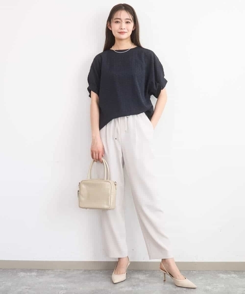 MK MICHEL KLEIN（エムケーミッシェルクラン）の「[UVカット/接触冷感/防シワ/通気性/洗える]テーパードパンツ（スラックス・レディース・ベージュ/ネイビー・38）」の20枚目の写真