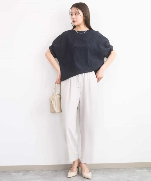 MK MICHEL KLEIN（エムケーミッシェルクラン）の「[UVカット/接触冷感/防シワ/通気性/洗える]テーパードパンツ（スラックス・レディース・ベージュ/ネイビー・38）」の21枚目の写真