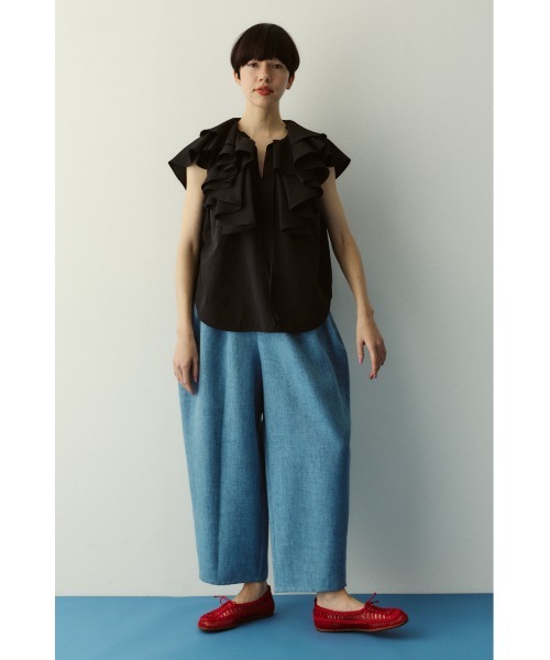 HeRIN.CYE（ヘリンドットサイ）の「Ruffled blouse　　ラッフルブラウス（シャツ/ブラウス・レディース・ホワイト/ライトブルー/ブラック・FREE）」の5枚目の写真