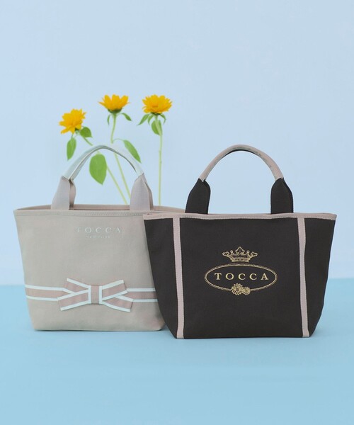 TOCCA(トッカ)の「BOW BRIDGE CANVAS TOTE トートバッグ(トートバッグ・レディース・ネイビー系/ブラック系/ブラック系5/ライトグレー系/ピンク系/ベージュ系・F)」の2枚目の写真