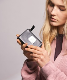 MAISON SPECIAL（メゾンスペシャル）の「《UNISEX》Metal Plate L-Zip Trifold Wallet メタルプレートLジップ三つ折りウォレット【MAISON SPECIAL メゾンスペシャル】（財布）」