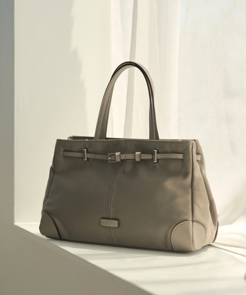 LAULEN（ローレン）の「nylon belted 2way handbag / ナイロンベルテッド2wayハンドバッグ（ハンドバッグ・レディース・ブラウン/ブラック/グレー・FREE）」の4枚目の写真
