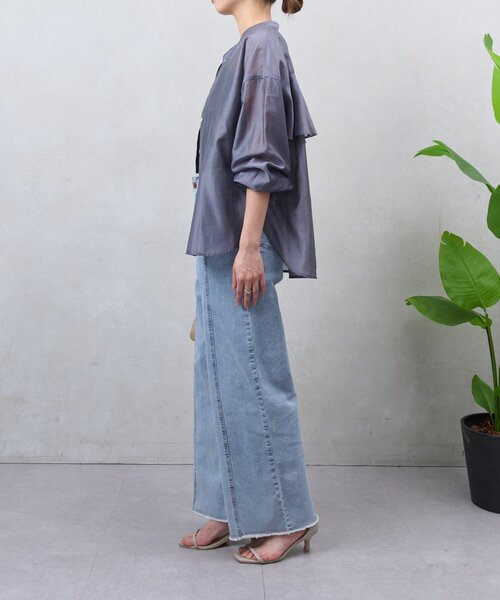 Jena espace merveilleux(ジェナ エスパスメルヴェイユ)の「【唯一無二のシアーフリルシャツ】シアーバックラッフルシャツ(シャツ/ブラウス・レディース・グレー/オフホワイト/グリーン・FREE)」の18枚目の写真