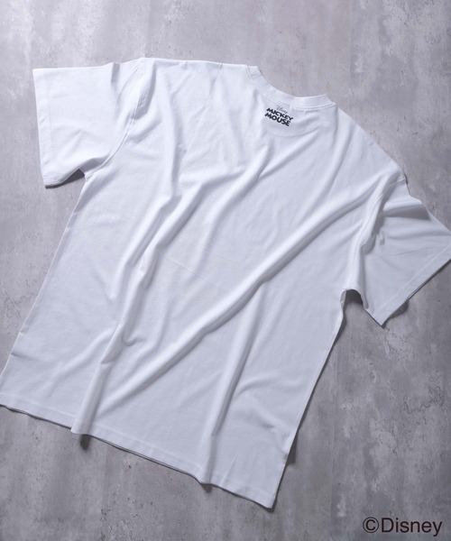 Disney（ディズニー）の「メンズ MICKEY MOUSE ミッキーマウス オーバーサイズＴシャツ（M25-102）（Tシャツ/カットソー・メンズ・グレー系その他/杢グレー/オフホワイト/ダークグリーン/チャコールグレー/ホワイト系その他2/ホワイト系その他3/ホワイト系その他/グレー系その他3/ネイビー/グレー系その他2/ブルー系その他/モカ/グリーン系その他/グレー系その他4・M/L/XL）」の17枚目の写真