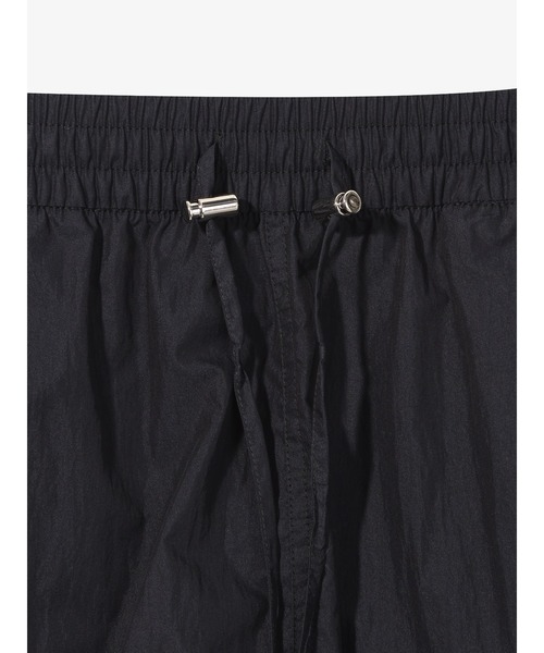 FILA(フィラ)の「Track long skirt(スカート・レディース・ダークブラウン/ブラック/アイボリー・XS/S/M/L)」の5枚目の写真