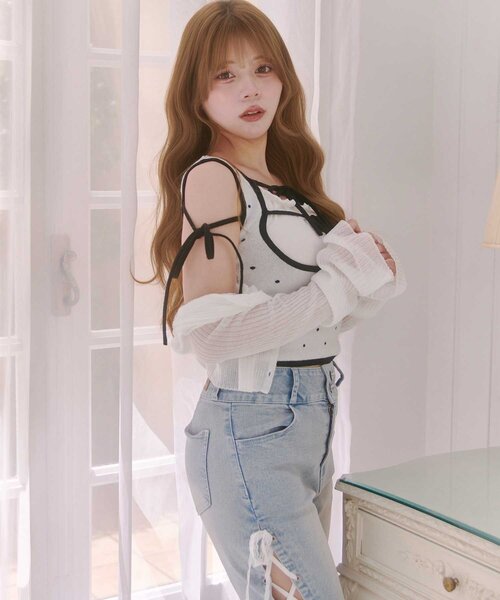 Belle Charme(ベルシャルム)の「【Belle Charme】Sheer Light Cardigan(カーディガン/ボレロ・レディース・ブラック/オフホワイト/ベージュ・FREE)」の2枚目の写真