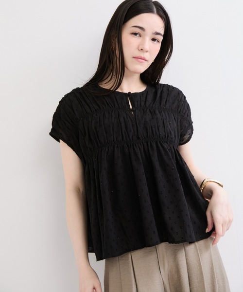 le cercle ADAM ET ROPE'(ルセルクルアダムエロペ)の「ドット刺繍ギャザーブラウス(シャツ/ブラウス・レディース・オフホワイト/ブラック・FREE)」の7枚目の写真