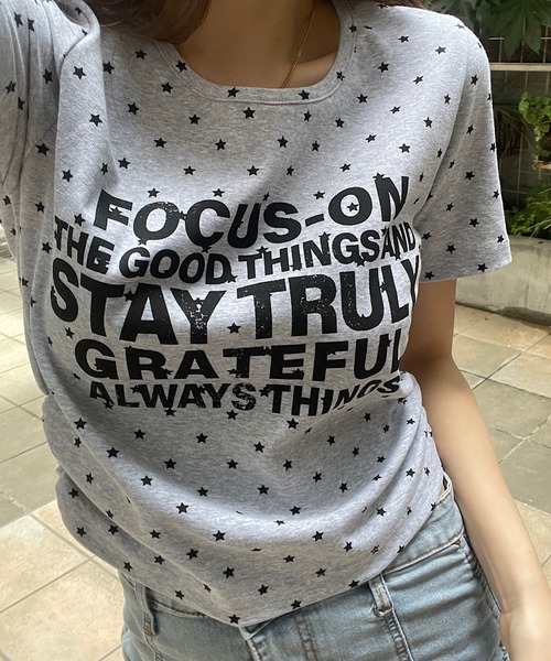 ROGER AND RAW（ロジャーアンドロウ）の「スタープリント ロゴチビT（Tシャツ/カットソー・レディース・ホワイト/ブラック/グレー・FREE）」の14枚目の写真