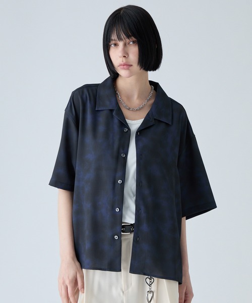 VELNUS(ベルナス)の「【VELNUS】〈Easy-Care, UV-Protective & Quick-Dry〉 Abstract Art Drape Open-Collar Short-Sleeve Shirt/《イージーケア・UVカット・速乾》ニュアンスアートドレープオープンカラー半袖シャツ(シャツ/ブラウス・メンズ・ホワイト/ブラック・S/M/L)」の9枚目の写真