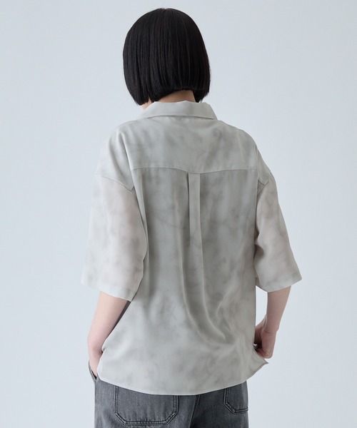 VELNUS(ベルナス)の「【VELNUS】〈Easy-Care, UV-Protective & Quick-Dry〉 Abstract Art Drape Open-Collar Short-Sleeve Shirt/《イージーケア・UVカット・速乾》ニュアンスアートドレープオープンカラー半袖シャツ(シャツ/ブラウス・メンズ・ホワイト/ブラック・S/M/L)」の20枚目の写真