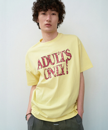 THEVINYLHOUSE（ザバイニルハウス）の「ADULTS ONLY TEE YELLOW（Tシャツ/カットソー）」