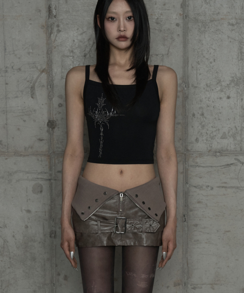 ETRE AU SOMMET(エトレオソメ)の「Cross Hotfix Backless Sleeve (Black)(Tシャツ/カットソー・レディース・ブラック・FREE)」の5枚目の写真