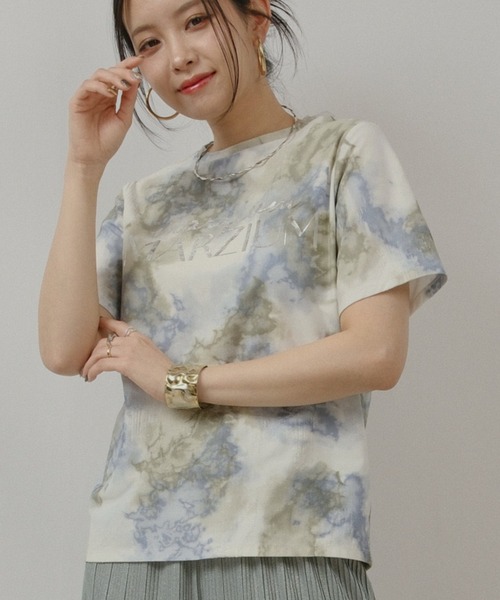 palm RICHE(ポームリシュ)の「箔プリント柄カットソー(Tシャツ/カットソー・レディース・オレンジ/ブルー/ブラック・M)」の2枚目の写真