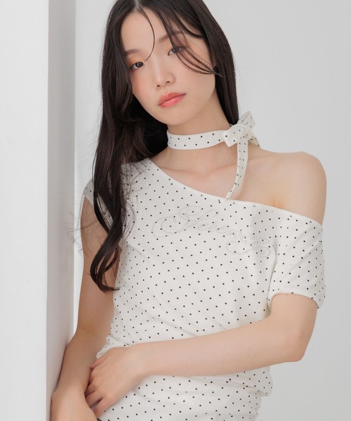Heather(ヘザー)の「リボンラインストーンTEE 1042465(Tシャツ/カットソー・レディース・ブラック系その他/ホワイト系その他/イエロー・FREE)」の6枚目の写真