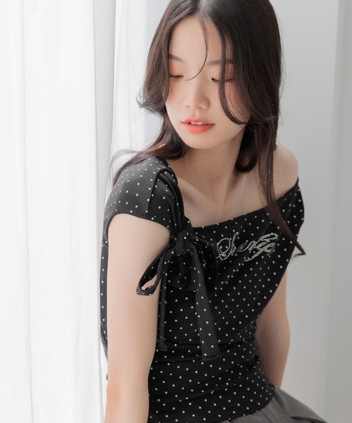 Heather(ヘザー)の「リボンラインストーンTEE 1042465(Tシャツ/カットソー・レディース・ブラック系その他/ホワイト系その他/イエロー・FREE)」の16枚目の写真