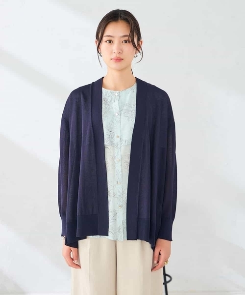 a.v.v(アーヴェヴェ)の「バックプリーツトッパーカーディガン(カーディガン/ボレロ・レディース・ネイビー/グレー系その他・40/38)」の16枚目の写真