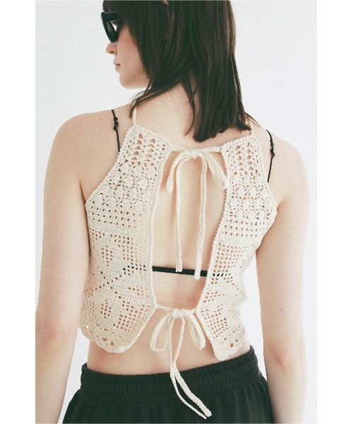 CLANE（クラネ）の「CROCHET CAMI KNIT TOPS 10106-2333（ニット/セーター・レディース・オフホワイト/レッド・FREE）」の3枚目の写真