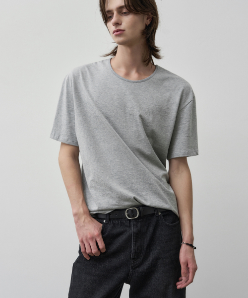 ALYSS（アリス）の「フルイドUネッククロップハーフTシャツ[5COLOR]（Tシャツ/カットソー・メンズ・ホワイト/ライトグレー/ブラック/バーガンディー/チャコール・MEDIUM/LARGE/X-LARGE）」の19枚目の写真