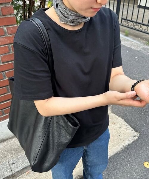 ALYSS（アリス）の「フルイドUネッククロップハーフTシャツ[5COLOR]（Tシャツ/カットソー・メンズ・ホワイト/ライトグレー/ブラック/バーガンディー/チャコール・MEDIUM/LARGE/X-LARGE）」の8枚目の写真