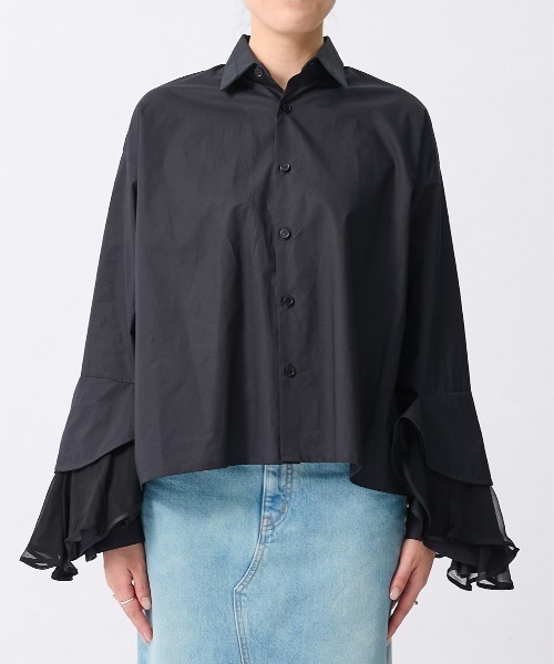 GURTWEIN（ ガーウィン）の「【GURTWEIN/ガーウィン】Cotton poplin ruffle cuffed boxy blouse（シャツ/ブラウス・レディース・ブラック/ホワイト・S）」の4枚目の写真