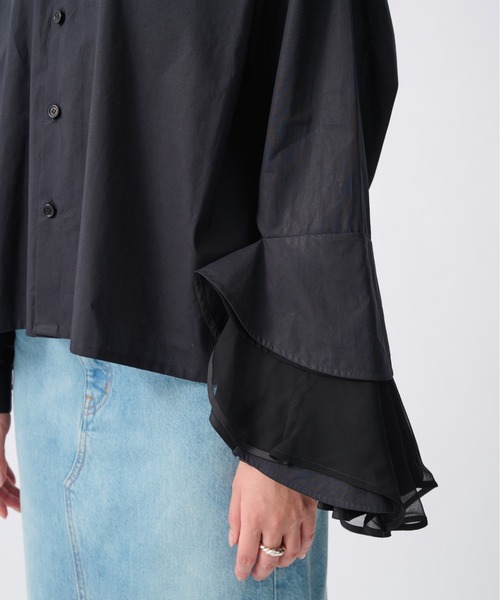 GURTWEIN（ ガーウィン）の「【GURTWEIN/ガーウィン】Cotton poplin ruffle cuffed boxy blouse（シャツ/ブラウス・レディース・ブラック/ホワイト・S）」の8枚目の写真
