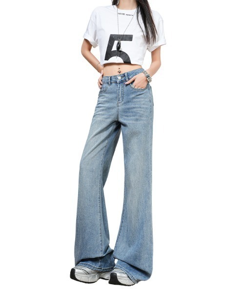 AMAJI(アマジ)の「テンセル ハイウエスト フレアデニムパンツ(デニムパンツ・レディース・ライトブルー・SMALL/MEDIUM/LARGE/X-LARGE)」の1枚目の写真