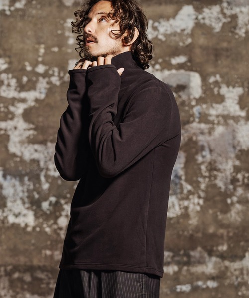 Jih Nunc(ジーヌンク)の「mlt5764- 指ぬき付き起毛タートルネックカットソー(JIH-R1199)(Tシャツ/カットソー・メンズ・ベージュ/ブラック/ワイン・L/M/S)」の3枚目の写真