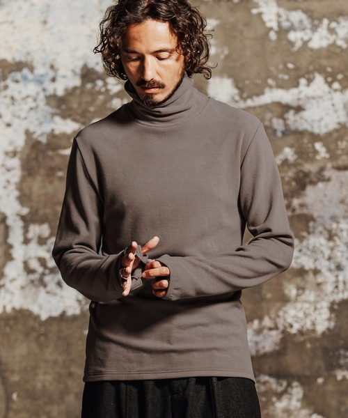 Jih Nunc(ジーヌンク)の「mlt5764- 指ぬき付き起毛タートルネックカットソー(JIH-R1199)(Tシャツ/カットソー・メンズ・ベージュ/ブラック/ワイン・L/M/S)」の6枚目の写真