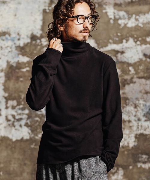 Jih Nunc(ジーヌンク)の「mlt5764- 指ぬき付き起毛タートルネックカットソー(JIH-R1199)(Tシャツ/カットソー・メンズ・ベージュ/ブラック/ワイン・L/M/S)」の12枚目の写真